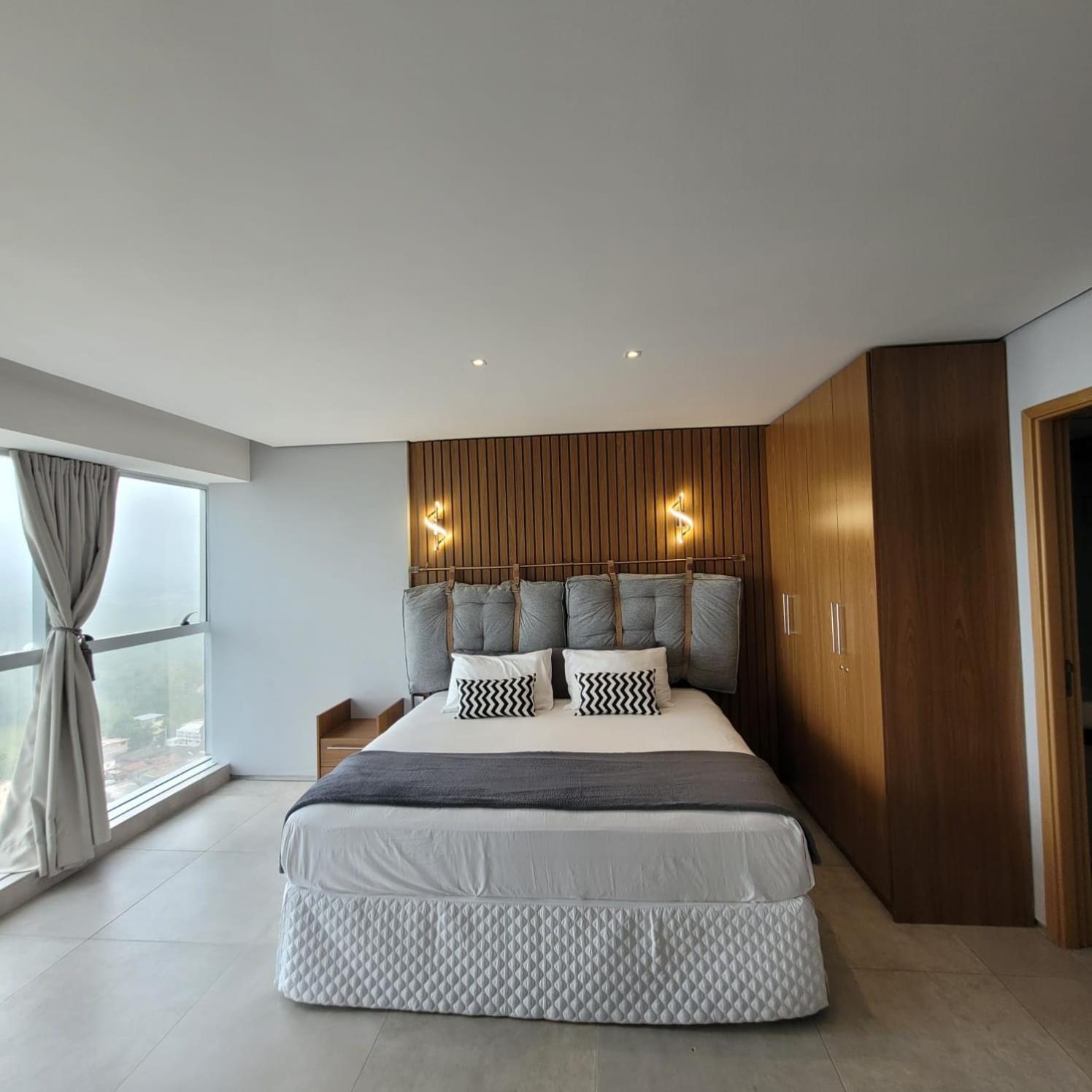 Paiva Flats By Loui 2 Apartment
